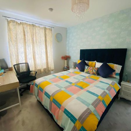Double Room In Our Family Home Dublin Extérieur photo