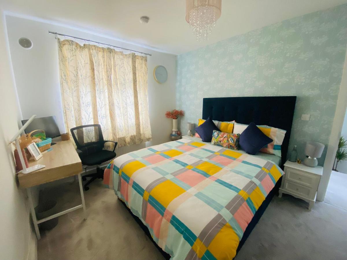 Double Room In Our Family Home Dublin Extérieur photo
